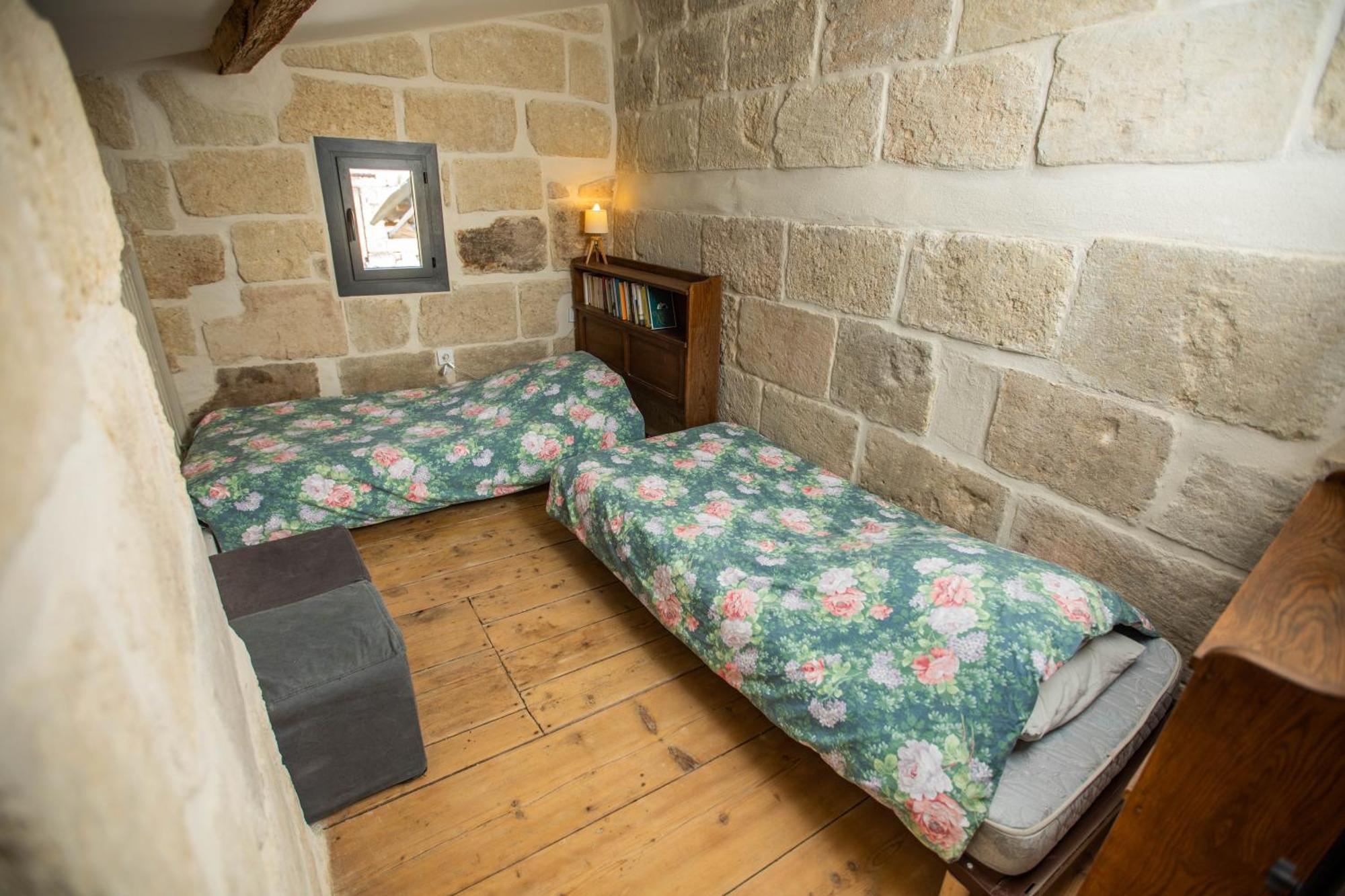 Bed and Breakfast Oustaou De Betty Et Bob Le Cailar Екстер'єр фото